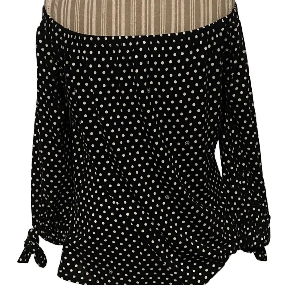 Michael Kors size medium polka dot blouse excellent  condition see pics